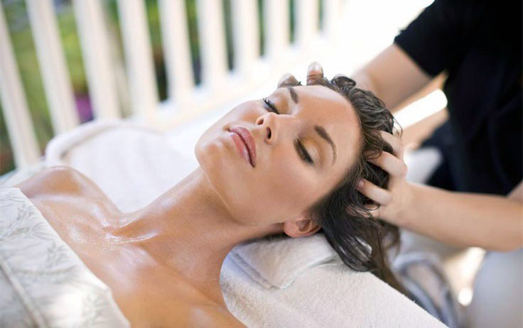 A blend of organic oils and a mask is massaged deeply into the scalp and hair. This treatment promotes healthy hair growth and a fresh, itchy-free scalp. It is advised to wash hair afterward with a gentle, sulfate free shampoo.